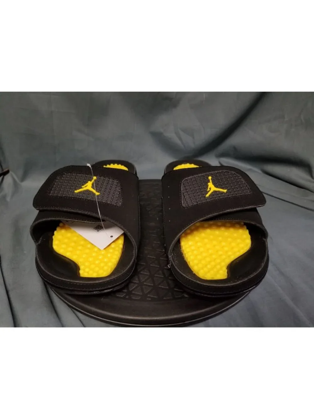 Jordan Hydro IV Retro Sandals Thunder 532225 017 Mens Size 11 NEW w/TAGS!